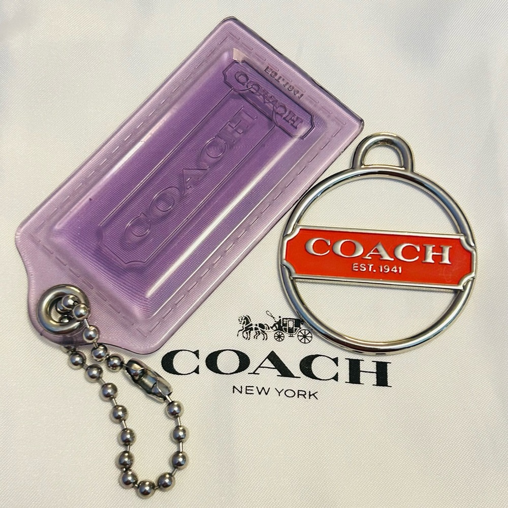 💰SOLD💰NWOT Coach 1941 Tag Keychain/ Bag Charm - Picture 9 of 13